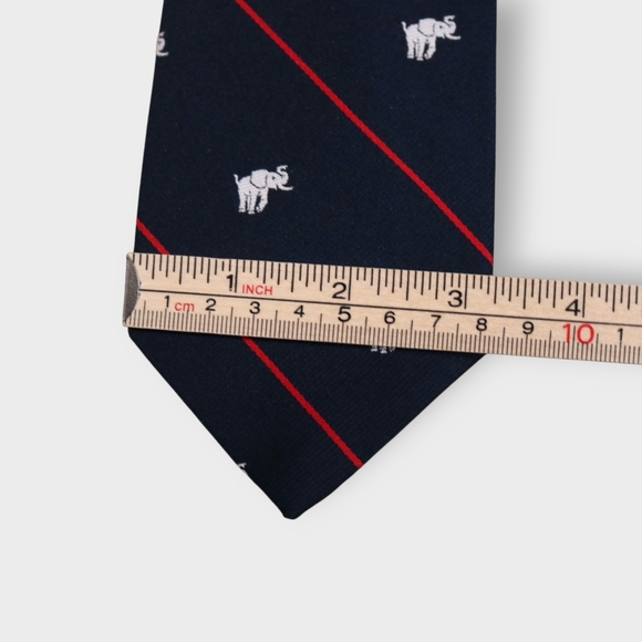 ALYNN Men's Classic Necktie Designer Animal Elephant Blue/Red EUC 55in Tie - Picture 3 of 6